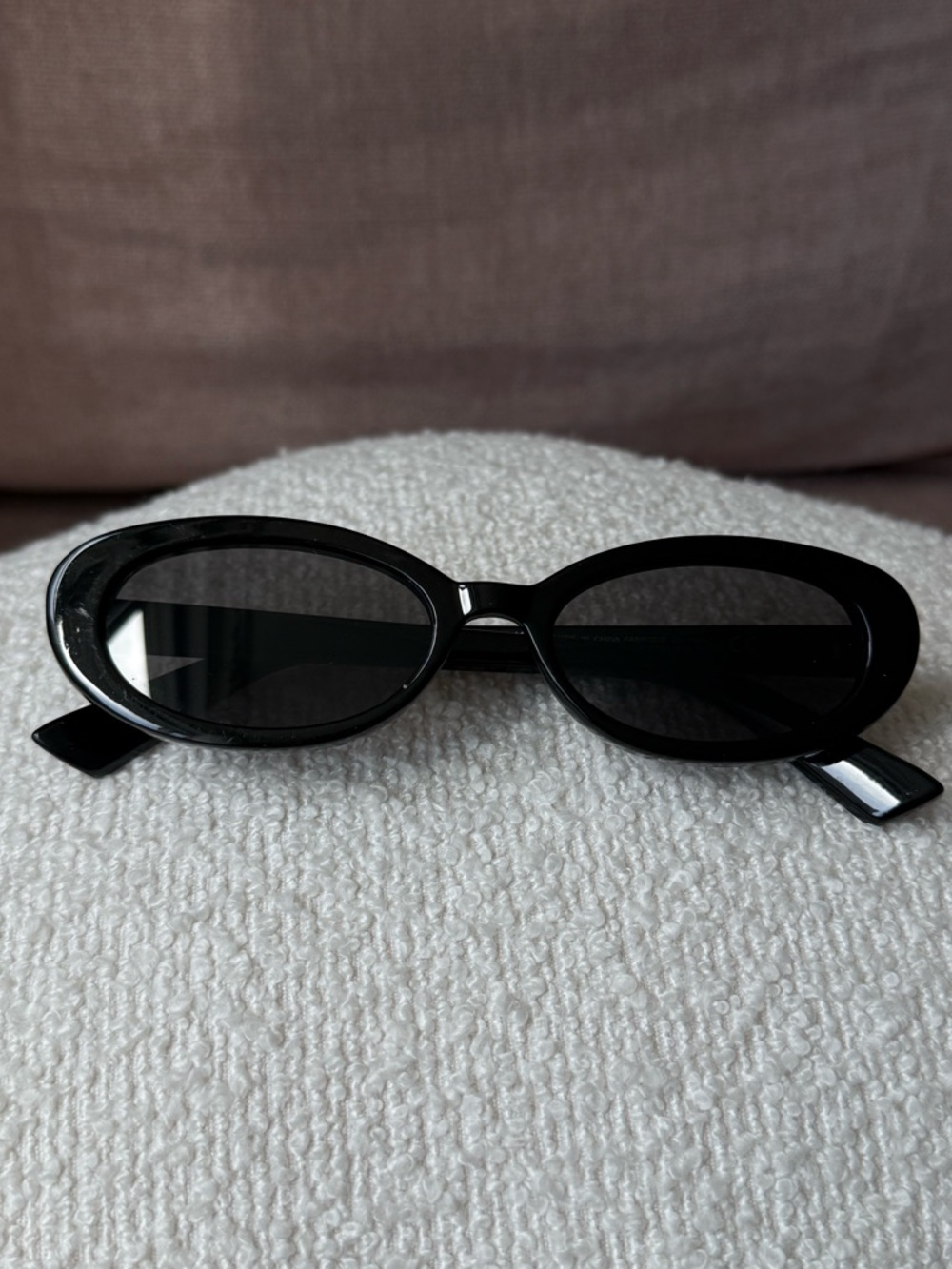 H&M Black Sunglasses Minimal Chic Everyday Classic